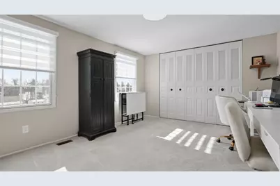 102 Agate Dr, Verona, PA 15147 - Photo 25