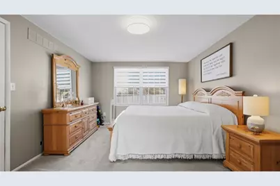 102 Agate Dr, Verona, PA 15147 - Photo 19