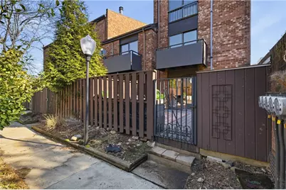 28 Foster Square, Pittsburgh, PA 15212 - Photo 33