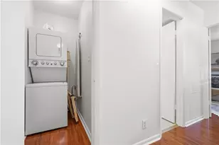 28 Foster Square, Pittsburgh, PA 15212 - Photo 23