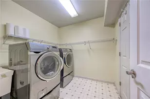 127 Fairway Landings Dr, Cecil, PA 15317 - Photo 33