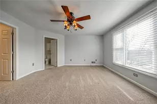 127 Fairway Landings Dr, Cecil, PA 15317 - Photo 21