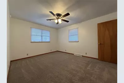 638 N Cherry Street, Worth Boro, PA 16262 - Photo 15