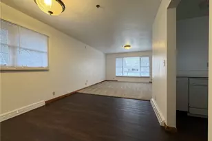 638 N Cherry St, Worth Boro, PA 16262 - Photo 5