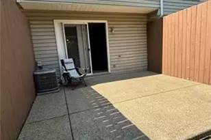 1315 Meadowbrook Dr, Canonsburg, PA 15317 - Photo 5