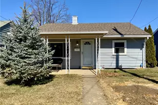 613 Speyer Ave, Monaca, PA 15061 - Photo 1