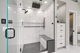 401 Acorn Ct, Adams Township, PA 16046 - Photo 29