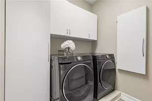 401 Acorn Ct, Adams Township, PA 16046 - Photo 21