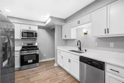 380 Tall Tree Drive, Pittsburgh, PA 15235 - Photo 7