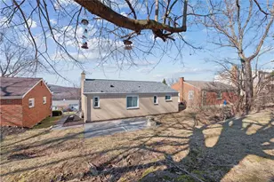 6329 Crestview Dr, South Park, PA 15129 - Photo 23