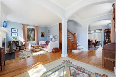 421 E Washington Blvd, Grove City Boro, PA 16127 - Photo 5