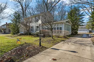 421 E Washington Blvd, Grove City Boro, PA 16127 - Photo 3