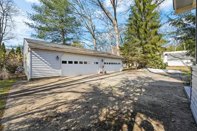 421 E Washington Blvd, Grove City Boro, PA 16127 - Photo 33