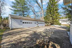 421 E Washington Blvd, Grove City Boro, PA 16127 - Photo 33