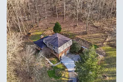 21 W Hillcrest Rd, Nottingham, PA 15330 - Photo 3