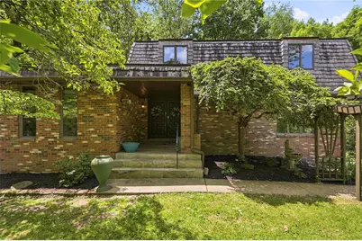 21 W Hillcrest Rd, Nottingham, PA 15330 - Photo 1