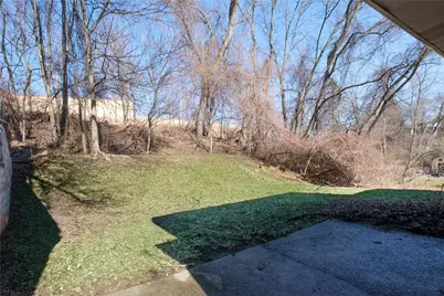 380 Tall Tree Drive, Pittsburgh, PA 15235 - Photo 35