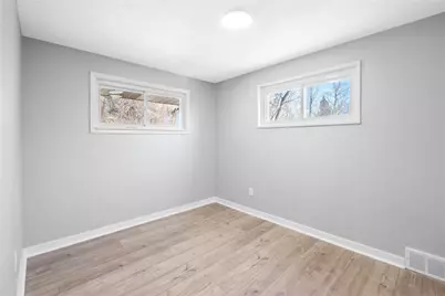 380 Tall Tree Drive, Pittsburgh, PA 15235 - Photo 17