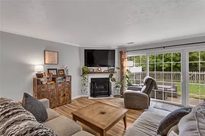 529 Brandywine Dr, Cranberry Township, PA 16066 - Photo 7