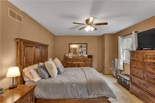 529 Brandywine Dr, Cranberry Township, PA 16066 - Photo 21