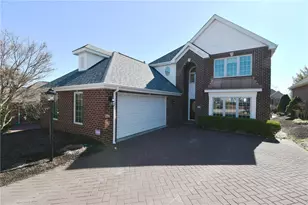 215 Victoria Ln, Peters Township, PA 15317 - Photo 1