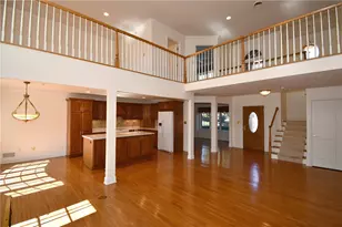 215 Victoria Ln, Peters Township, PA 15317 - Photo 5