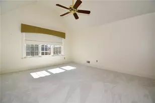 215 Victoria Ln, Peters Township, PA 15317 - Photo 17