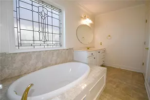 215 Victoria Ln, Peters Township, PA 15317 - Photo 19