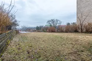 3908 Brownsville Rd, Pittsburgh, PA 15227 - Photo 31