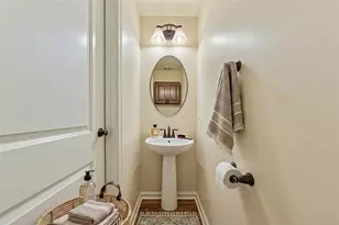 107 Vista Ct, North Fayette, PA 15071 - Photo 13