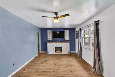 240 Wilkins Ave, East Pittsburgh, PA 15112 - Photo 9