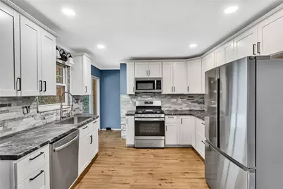 240 Wilkins Ave, East Pittsburgh, PA 15112 - Photo 15