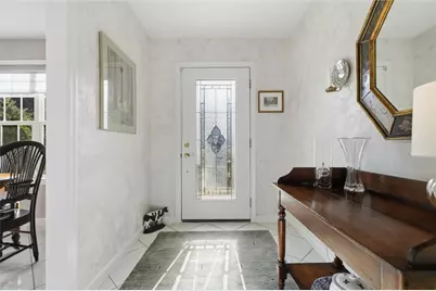 4324 Harlin Dr, Jefferson Hills, PA 15025 - Photo 9