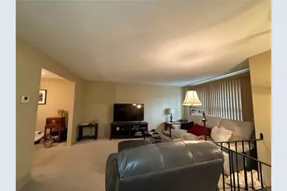 1185 Bucknell Dr, Monroeville, PA 15146 - Photo 9