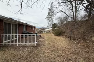 1185 Bucknell Dr, Monroeville, PA 15146 - Photo 37