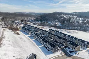 4005 Crown Dr, South Park, PA 15129 - Photo 37