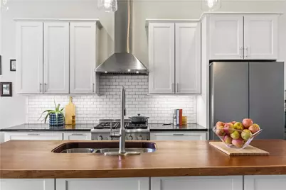 605 W Jefferson St, Pittsburgh, PA 15212 - Photo 11