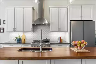 605 W Jefferson St, Pittsburgh, PA 15212 - Photo 11