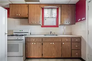 227 E Virginia Ave, Munhall, PA 15120 - Photo 11