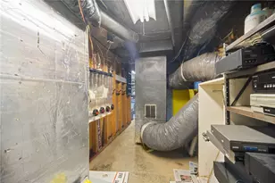 100 Bank St, Redstone Township, PA 15442 - Photo 13