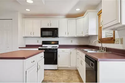 1051 Finchley Rd, North Huntingdon, PA 15642 - Photo 17