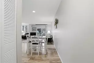 5715 Beacon St, Pittsburgh, PA 15217 - Photo 9