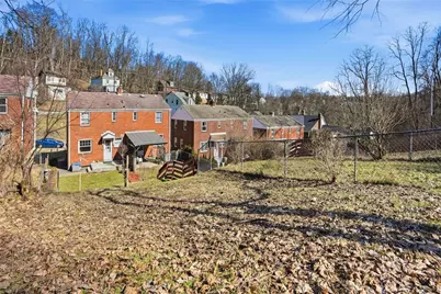 2180 Pauline Ave, Beechview, PA 15216 - Photo 33