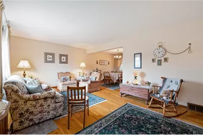 438 Diller Ave, West Mifflin, PA 15122 - Photo 3