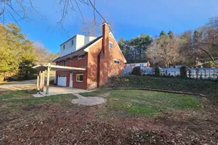 151 Dwellington Dr, Middlesex Township, PA 16059 - Photo 1