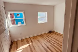 5144 Natrona Wy, Pittsburgh, PA 15201 - Photo 7