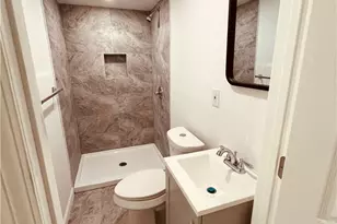 5144 Natrona Wy, Pittsburgh, PA 15201 - Photo 9