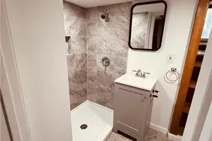 5144 Natrona Wy, Pittsburgh, PA 15201 - Photo 11