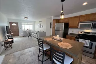 1535 Charles St, Hermitage, PA 16148 - Photo 11