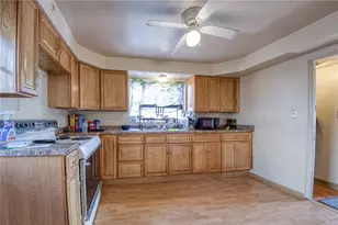 3007 Pyramid Ave, Pittsburgh, PA 15227 - Photo 9